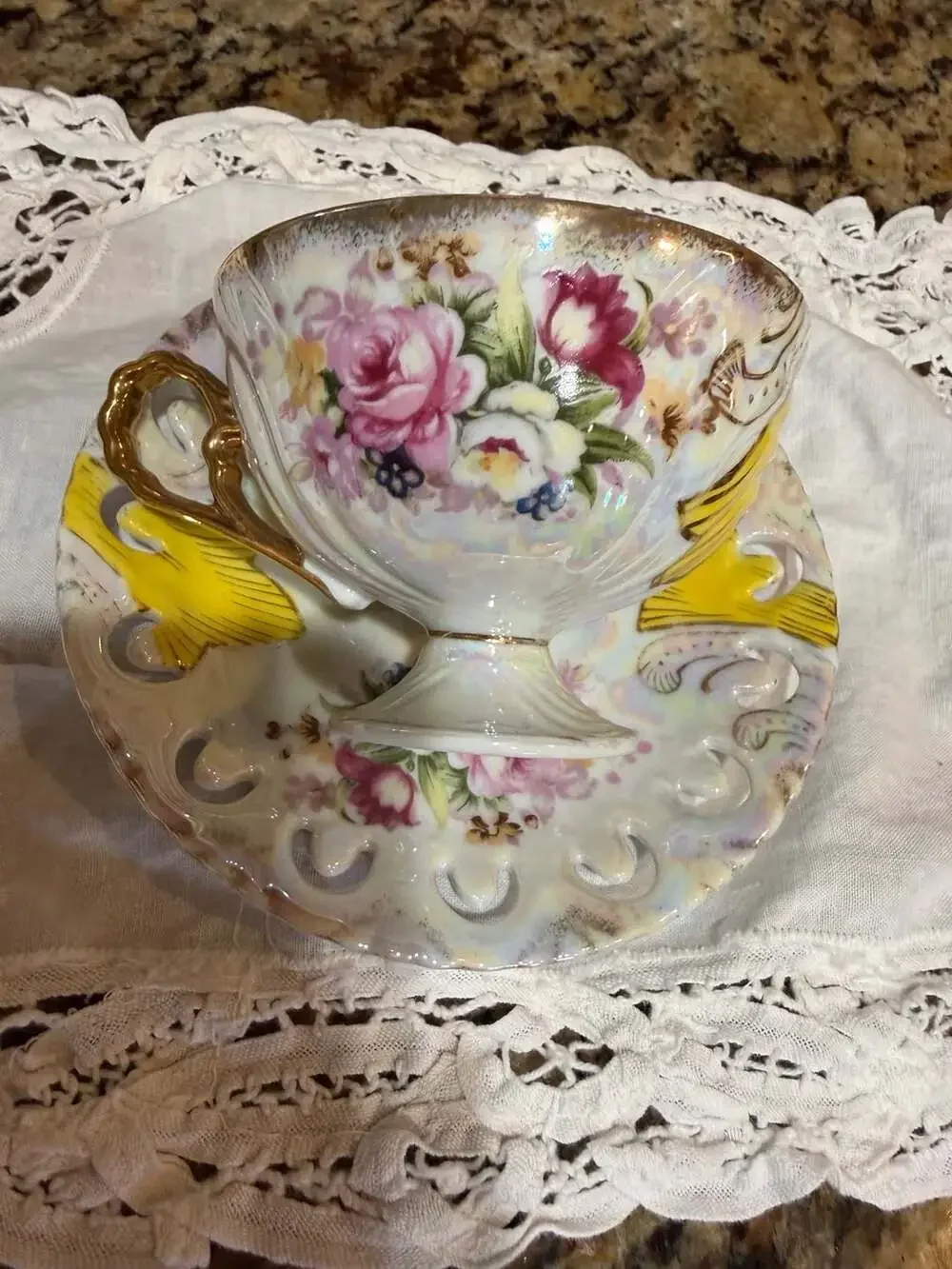 Ucagco Luster Cup/Saucer Floral/White/Red, Gold (Buy Lot/Details In Description)